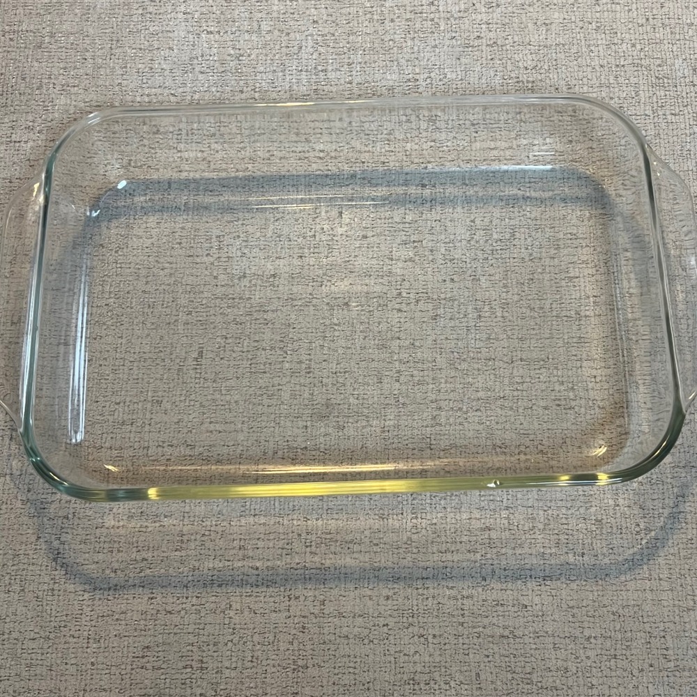 Pyrex 233-R Clear Glass Rectangular Baking Dish 3 Quart 13x9x2 Made in USA